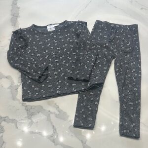 Gray Soft Floral Knit Sweater and Leggings Set